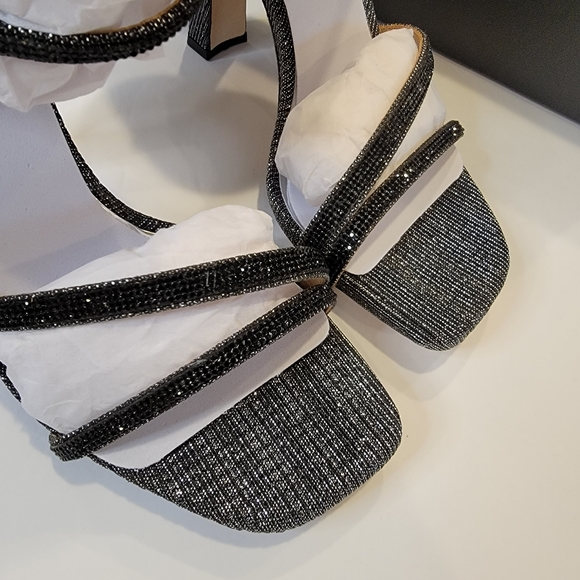 Badgley Mischka Urbana Stiletto Heels Black Metallic Bridal Prom NWT! - Picture 6 of 13